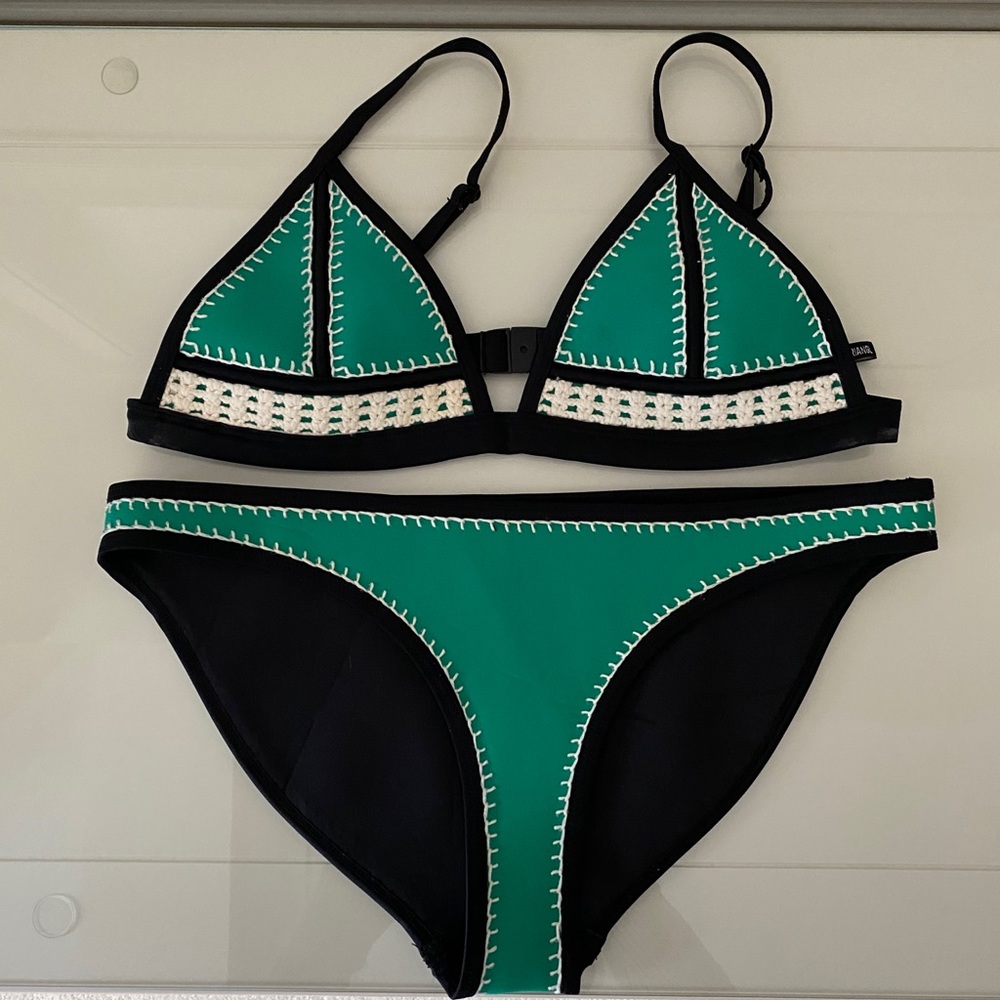 TRIANGL Swimwear
